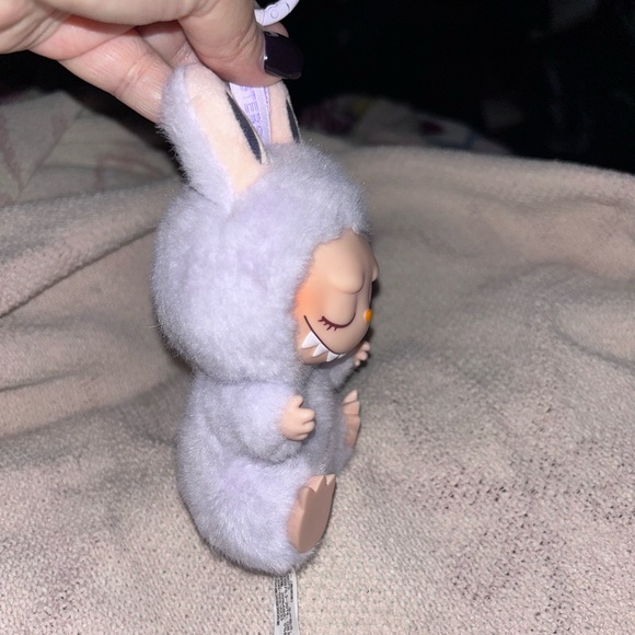 Authentic POPMART LABUBU - Picture 3 of 3